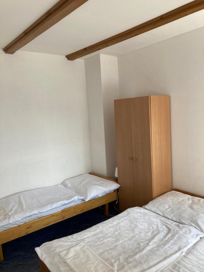 Chalupa A Apartmany Lojka Benecko Exterior foto